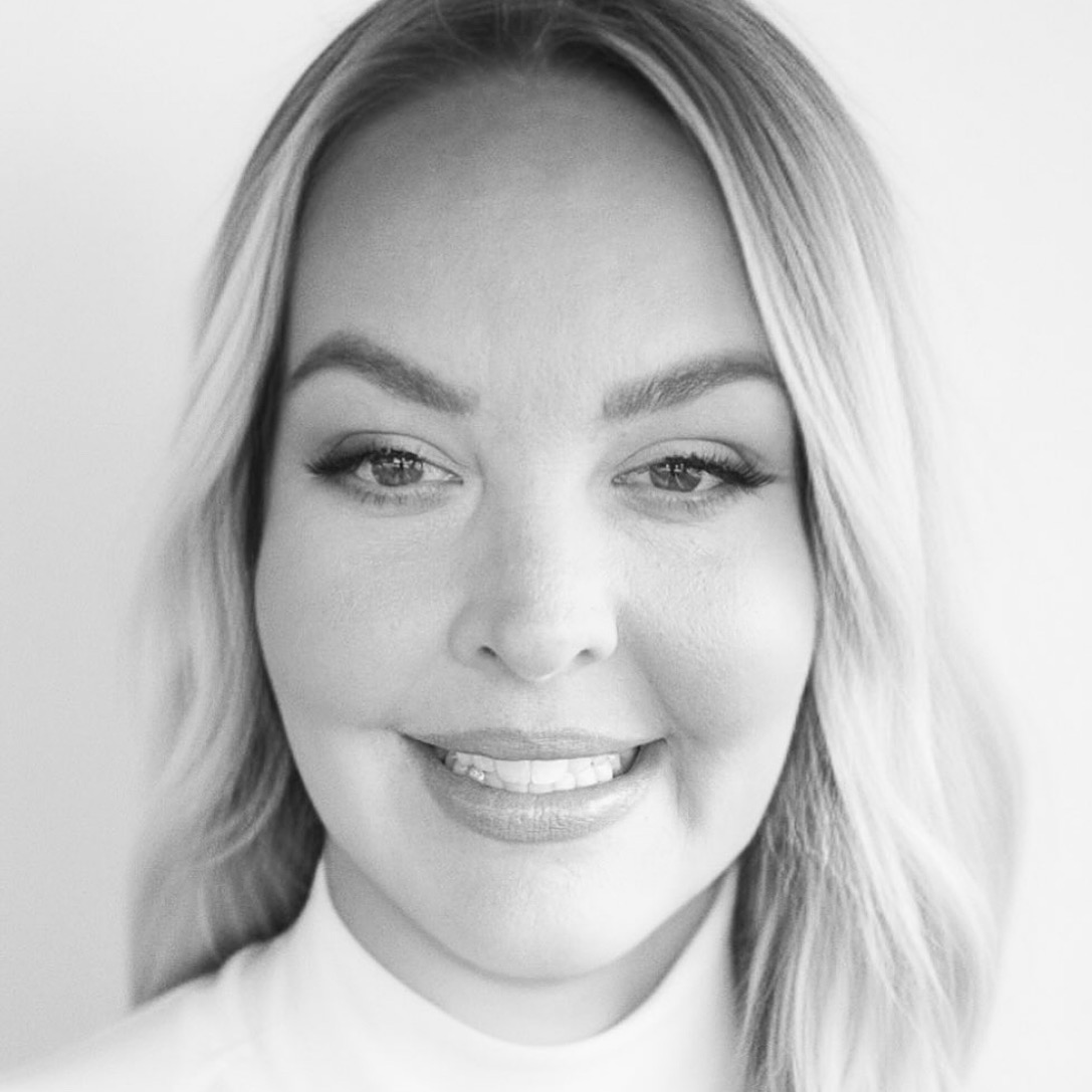 Licensed esthetician providing skincare education